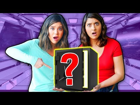Found MYSTERY BOX in HACKER SAFE HOUSE (exploring abandoned spy gadgets to solve riddles)